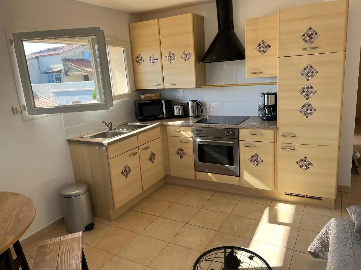 Plein Sud, bel appartement 20 mètres de la plage la Capte Hyères France